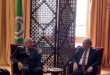 Miqdad examine avec le Secrétaire général de la Ligue arabe les développements sur les scènes arabe et régionale